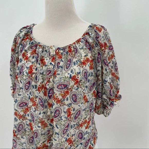 Body Central Woman’s Blouse - Picture 2 of 5